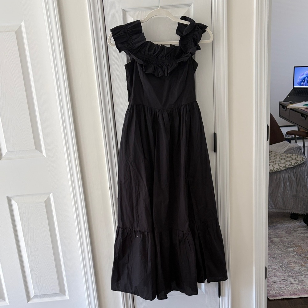Abercrombie & Fitch Black Ruffle-Neck Dress